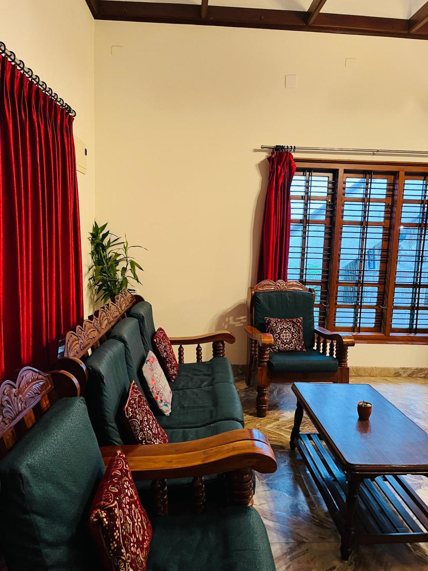 Spacious 3-Bedroom Private Villa In Mangalore - Ideal Getaway For Family And Friends Екстериор снимка
